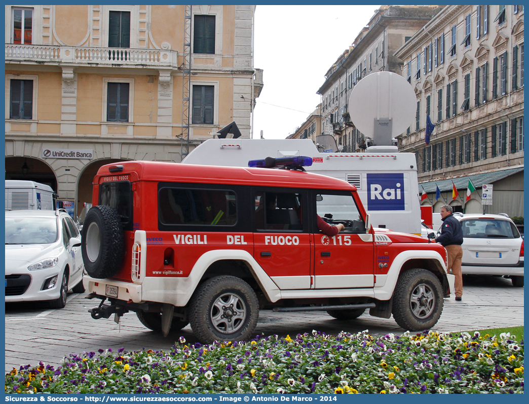 VF 25394
Corpo Nazionale Vigili del Fuoco
Iveco Massif
(variante)
Parole chiave: VVF;V.V.F.;Corpo;Nazionale;Vigili;del;Fuoco;Iveco;Massif