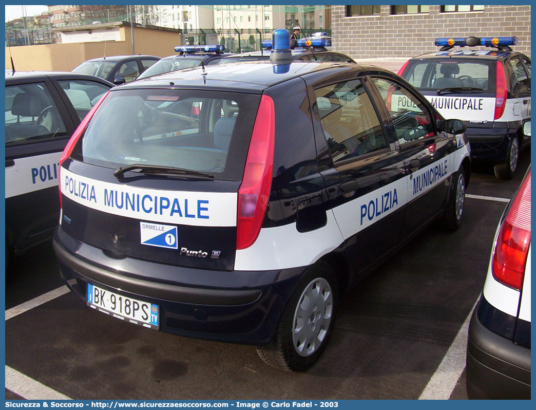 -
Polizia Municipale
Comune di Ormelle
Fiat Punto II serie
Parole chiave: PL;P.L.;PM;P.M.;Polizia;Locale;Municipale;Ormelle;Fiat;Punto