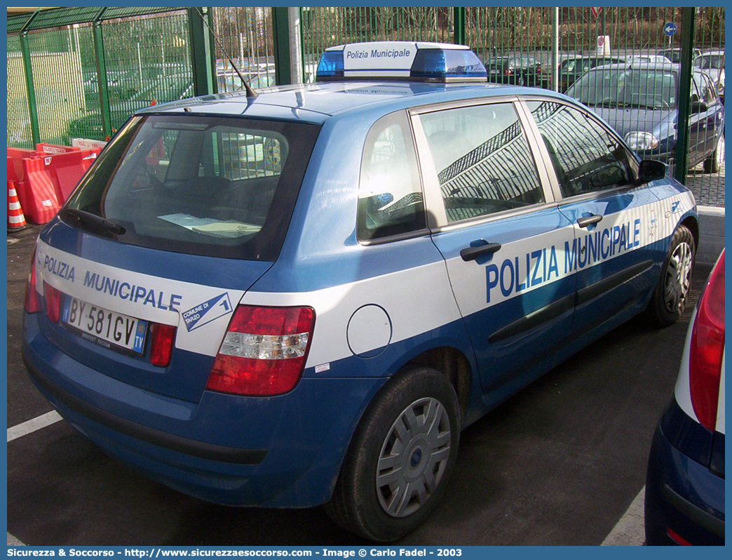 -
Polizia Municipale
Comune di Tarzo
Fiat Stilo I serie
Parole chiave: PL;P.L.;PM;P.M.;Polizia;Locale;Municipale;Tarzo;Fiat;Stilo