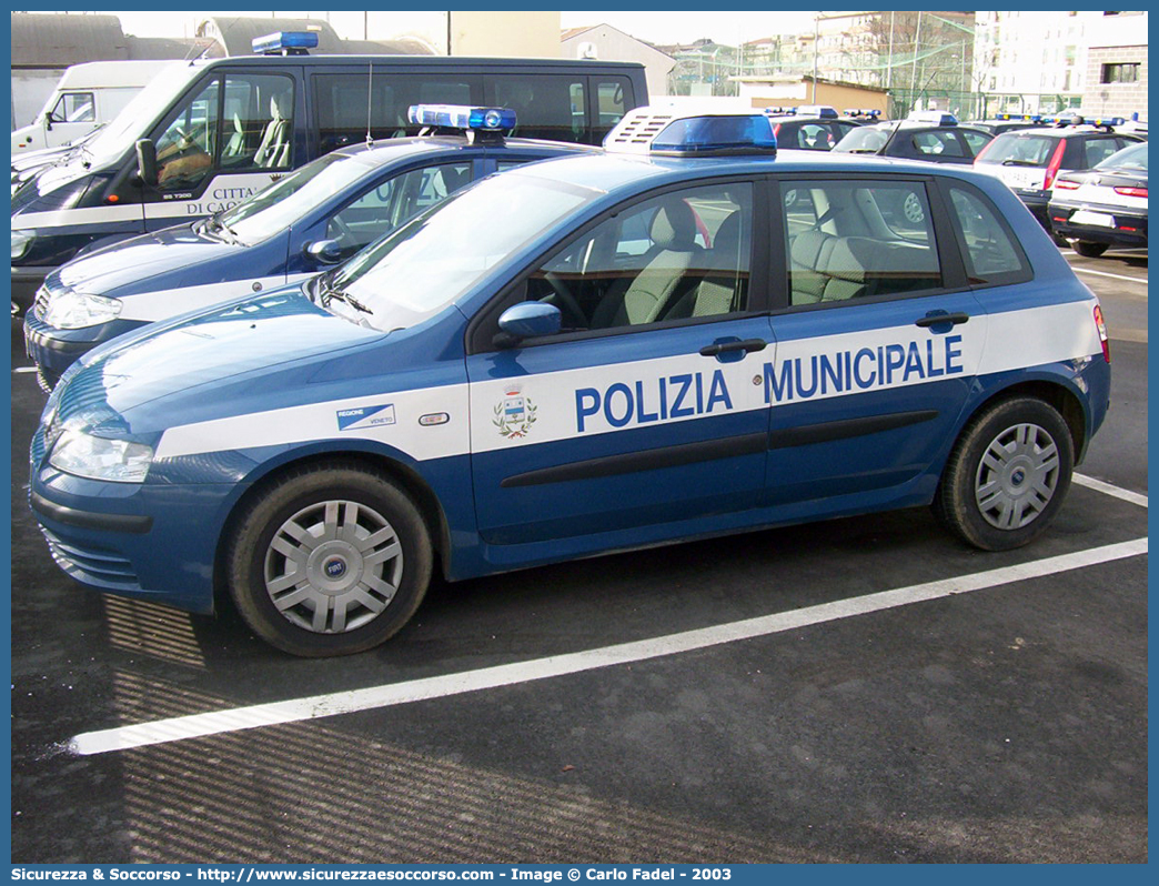 Polizia Municipale
Comune di Tarzo
Fiat Stilo I serie
Parole chiave: PL;P.L.;PM;P.M.;Polizia;Locale;Municipale;Tarzo;Fiat;Stilo