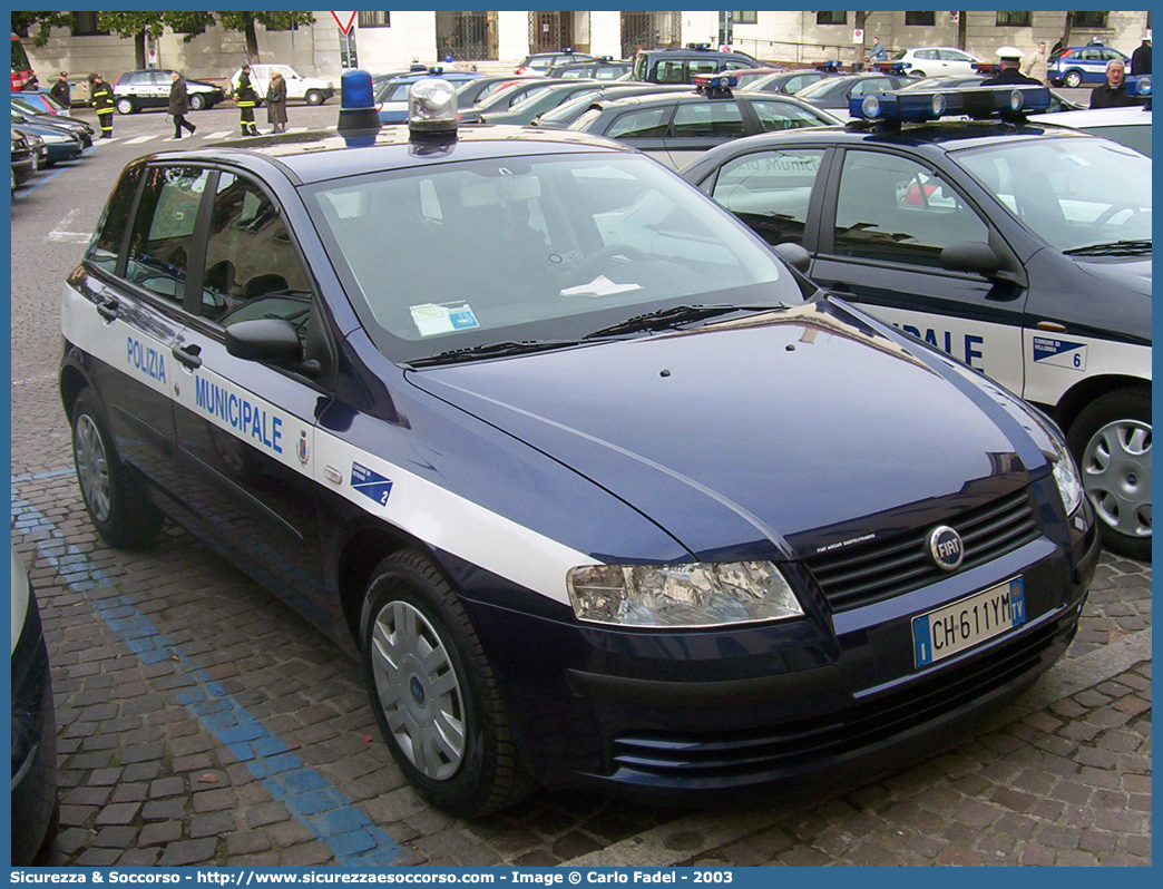 -
Polizia Municipale
Comune di Istrana
Fiat Stilo I serie
Parole chiave: PL;P.L.;PM;P.M.;Polizia;Locale;Municipale;Istrana;Fiat;Stilo