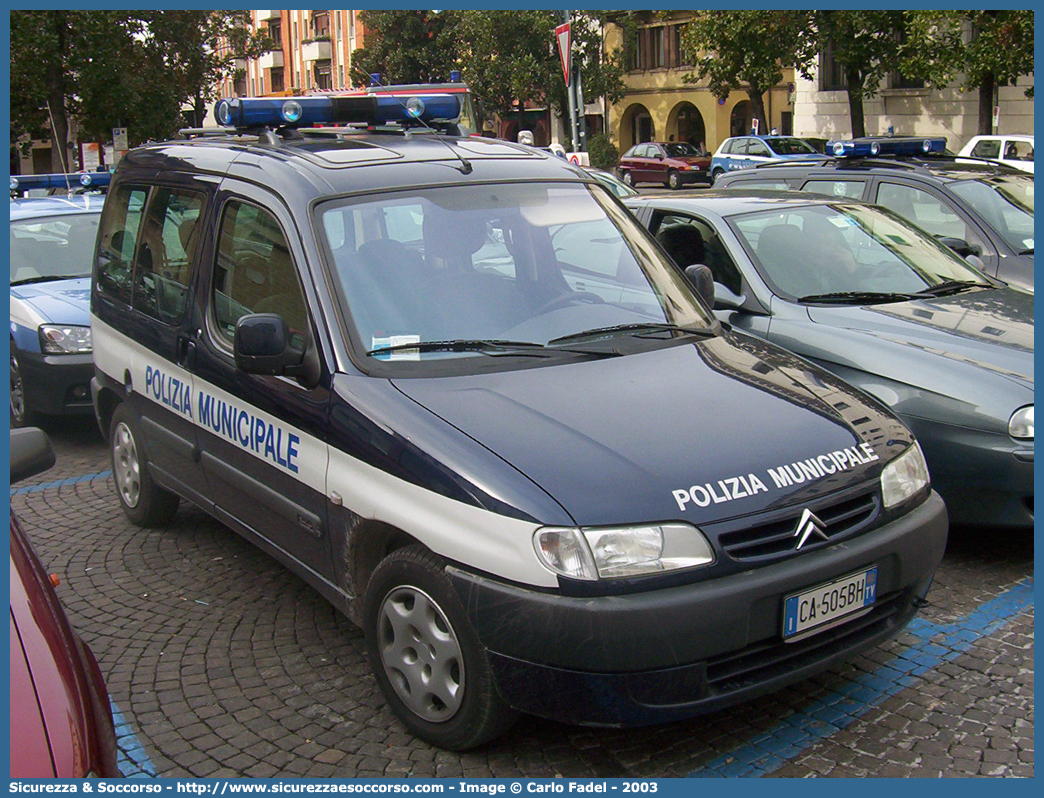 -
Polizia Municipale
Comune di Silea
Citroen Berlingo I serie
Parole chiave: PL;P.L.;PM;P.M.;Polizia;Locale;Municipale;Silea;Citroen;Berlingo