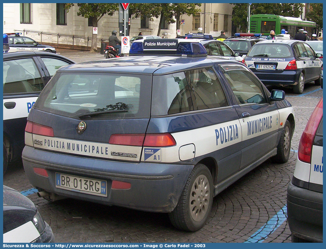 -
Polizia Municipale
Comune di Pederobba
Alfa Romeo 146
Parole chiave: PL;P.L.;PM;P.M.;Polizia;Locale;Municipale;Pederobba;Alfa;Romeo;146