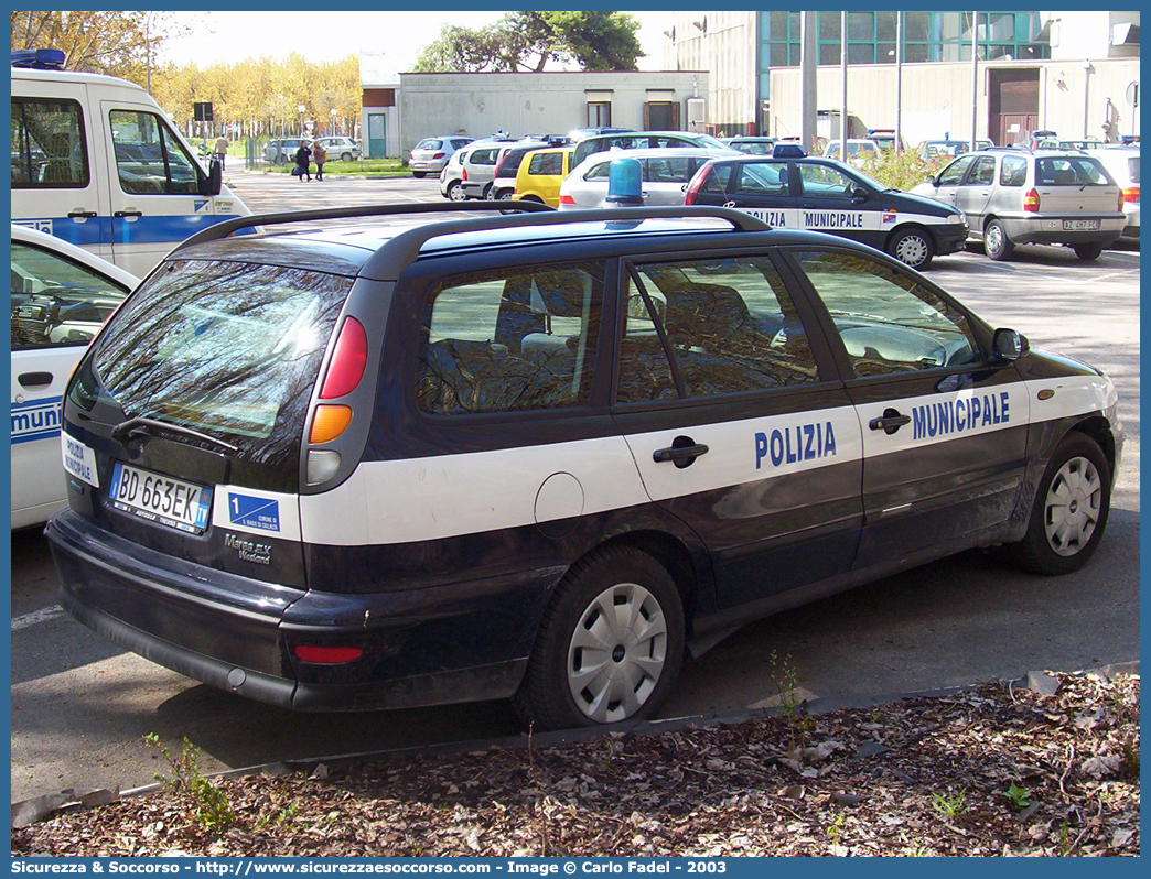 -
Polizia Municipale
Comune di San Biagio di Callalta
Fiat Marea Weekend
Parole chiave: PL;P.L.;PM;P.M.;Polizia;Locale;Municipale;San;Biagio;di;Callalta;Fiat;Marea;Weekend