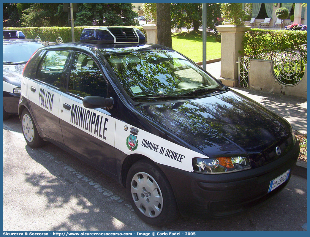 -
Polizia Locale
Comune di Scorzè
Fiat Punto II serie
Parole chiave: PL;P.L.;PM;P.M.;Polizia;Locale;Municipale;Scorzè;Fiat;Punto