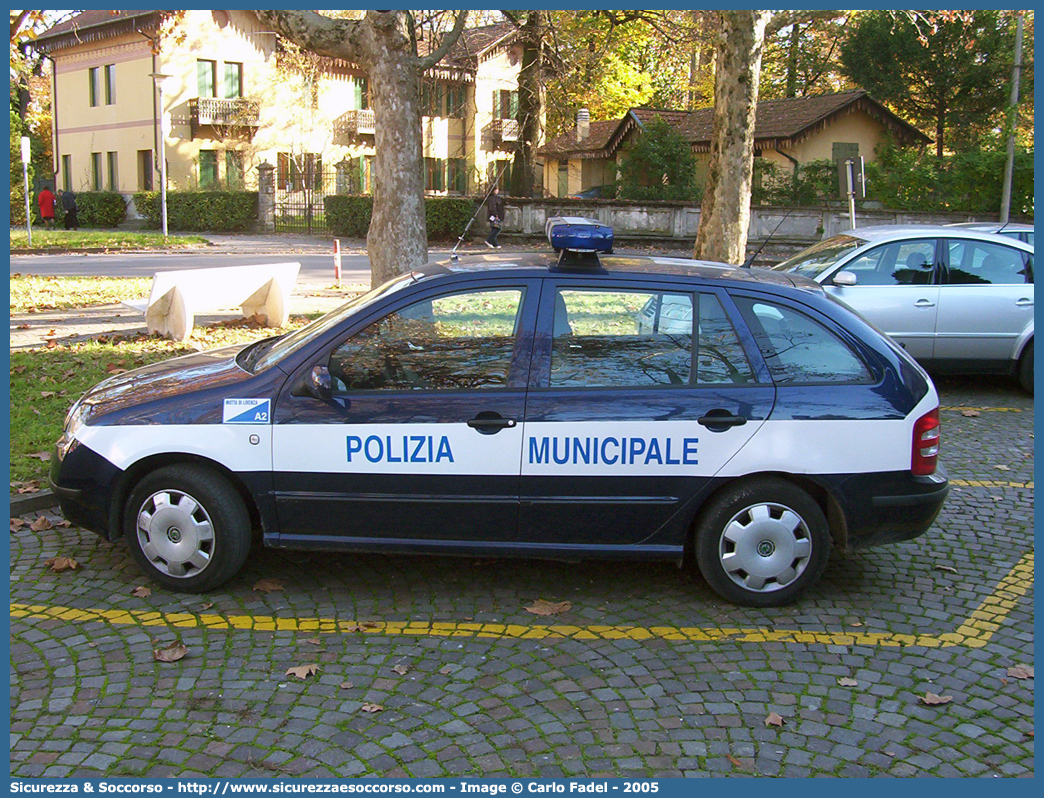 -
Polizia Municipale
Comune di Motta di Livenza
Skoda Fabia Wagon I serie
Parole chiave: PL;P.L.;PM;P.M.;Polizia;Locale;Municipale;Motta;di;Livenza;Skoda;Fabia;Wagon