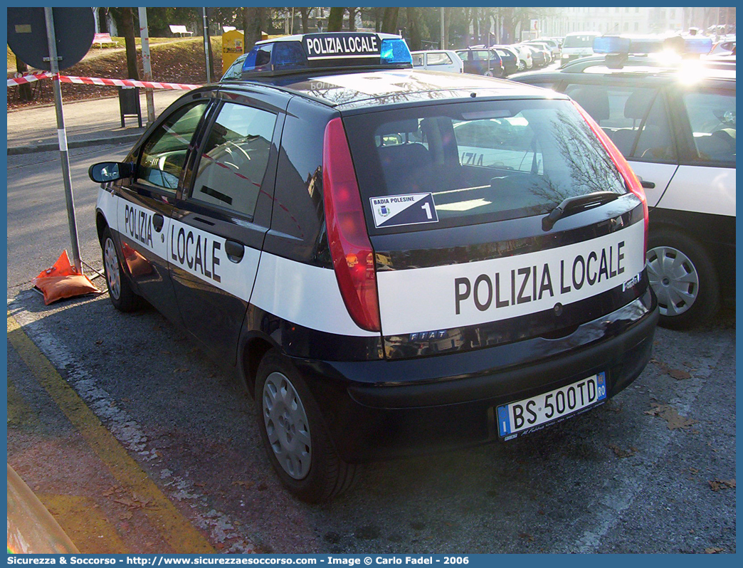 -
Polizia Municipale
Comune di Badia Polesine
Fiat Punto II serie
Parole chiave: PL;P.L.;PM;P.M.;Polizia;Locale;Municipale;Badia Polesine;Fiat;Punto