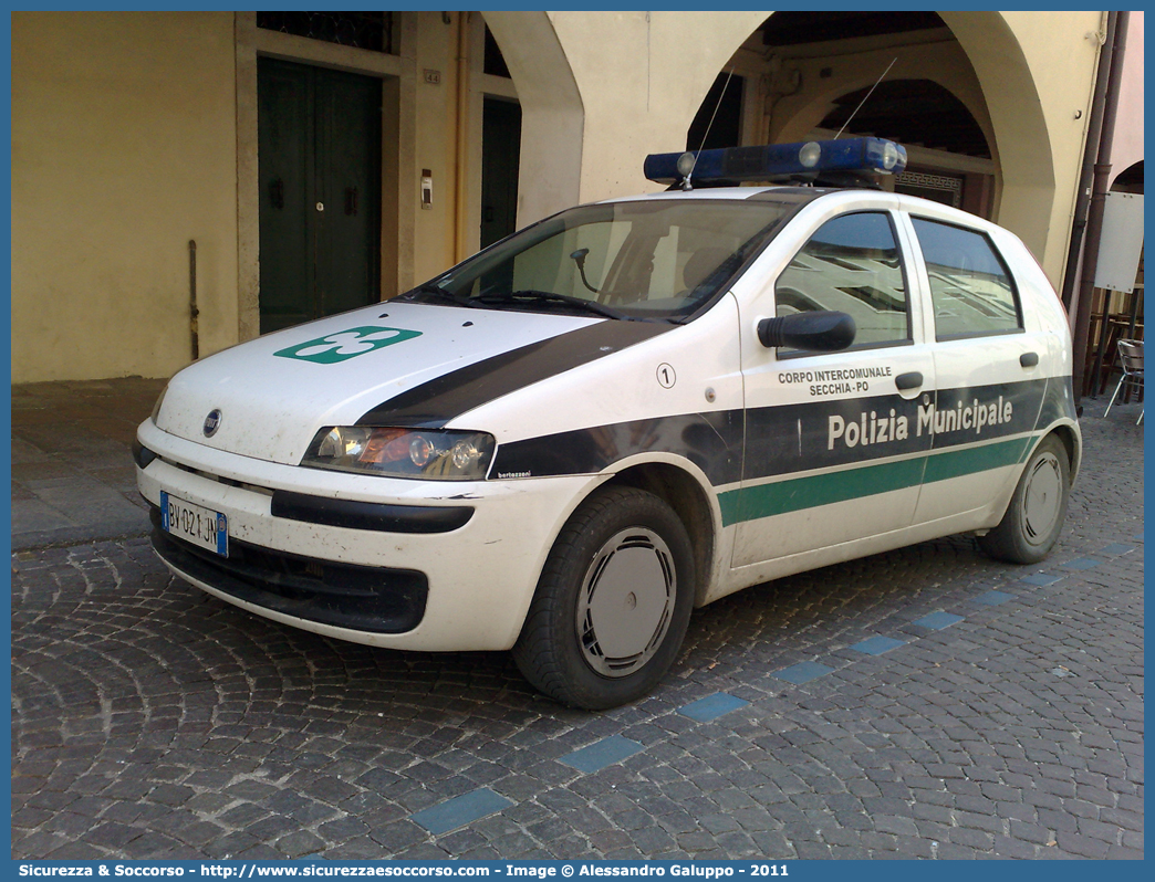 -
Polizia Municipale
Corpo Intercomunale Secchia - Po
Fiat Punto II serie
Allestitore Bertazzoni S.r.l.
Parole chiave: PL;P.L.;PM;P.M.;Polizia;Locale;Municipale;Corpo;Intercomunale;Secchia;Po;Fiat;Punto;Bertazzoni