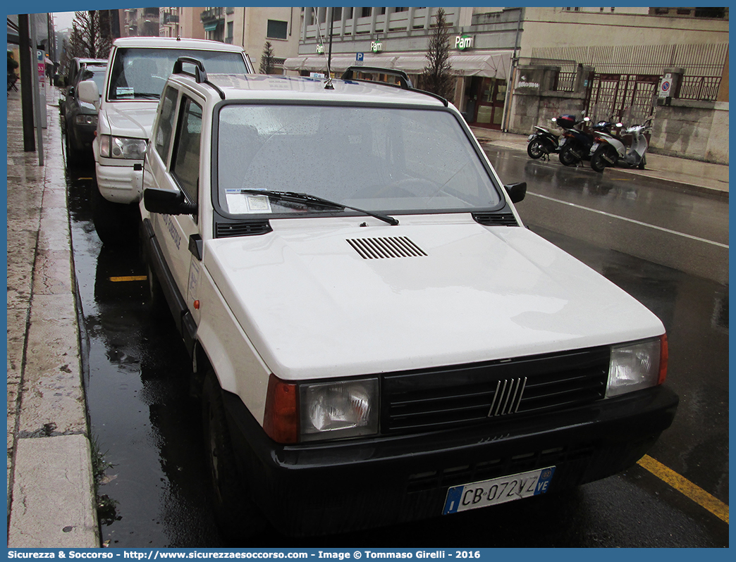 604
Regione Veneto
Servizio Forestale Regionale
Fiat Panda 4x4 II serie
Parole chiave: Regione;Veneto;Servizio;Forestale;Regionale;Fiat;Panda