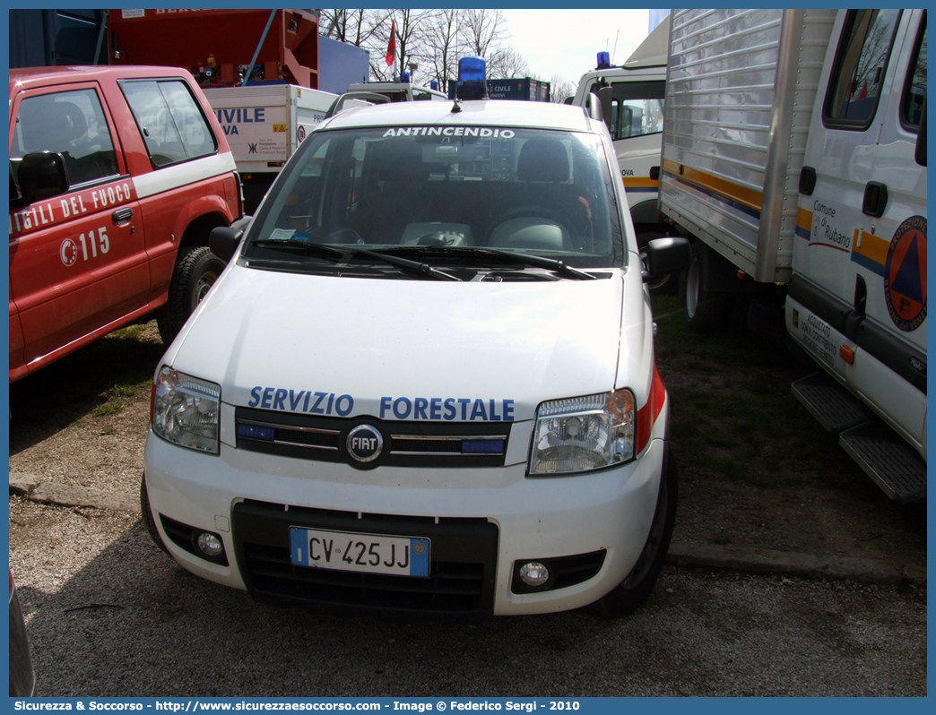 634
Regione Veneto
Servizio Forestale Regionale
Fiat Nuova Panda 4x4 I serie restyling
Antincendio
Parole chiave: Regione;Veneto;Servizio;Forestale;Regionale;Fiat;Nuova;Panda;4x4;Antincendio