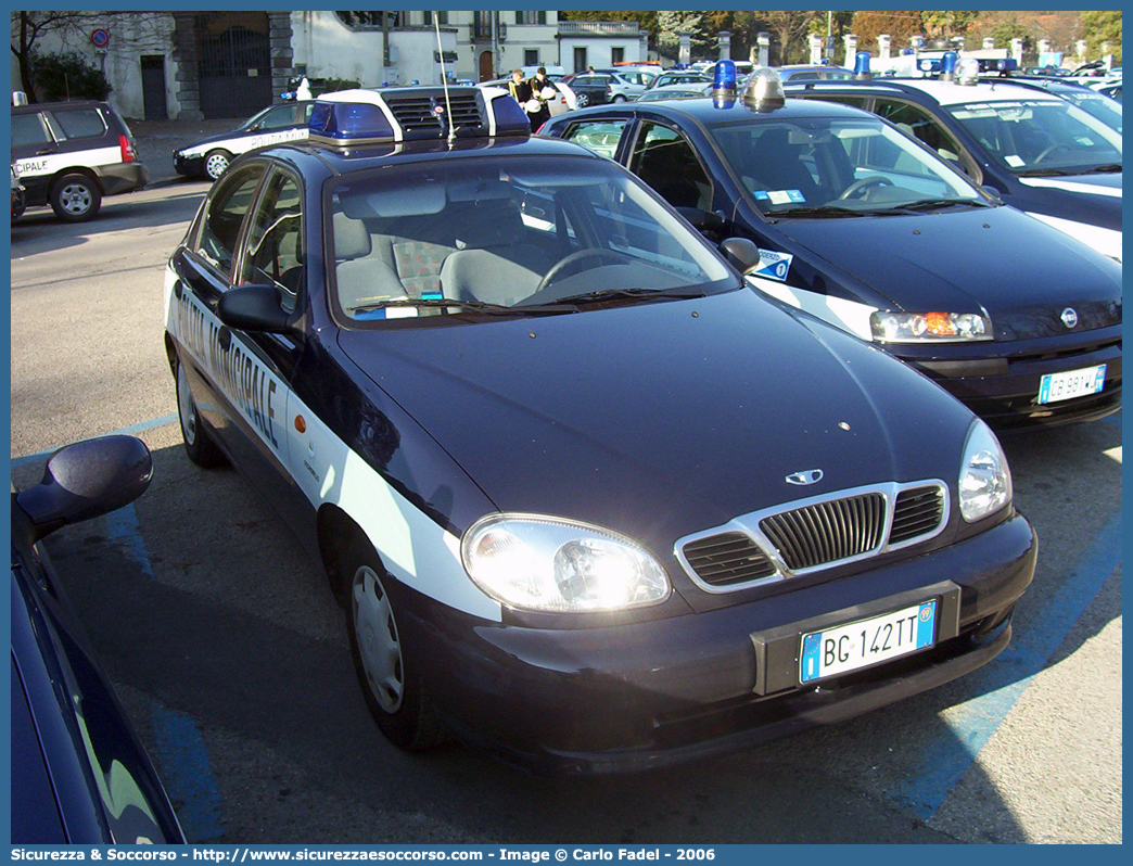 -
Polizia Municipale
Comune di Occhiobello
Daewoo Lanos
Parole chiave: PL;P.L.;PM;P.M.;Polizia;Locale;Municipale;Occhiobello;Daewoo;Lanos