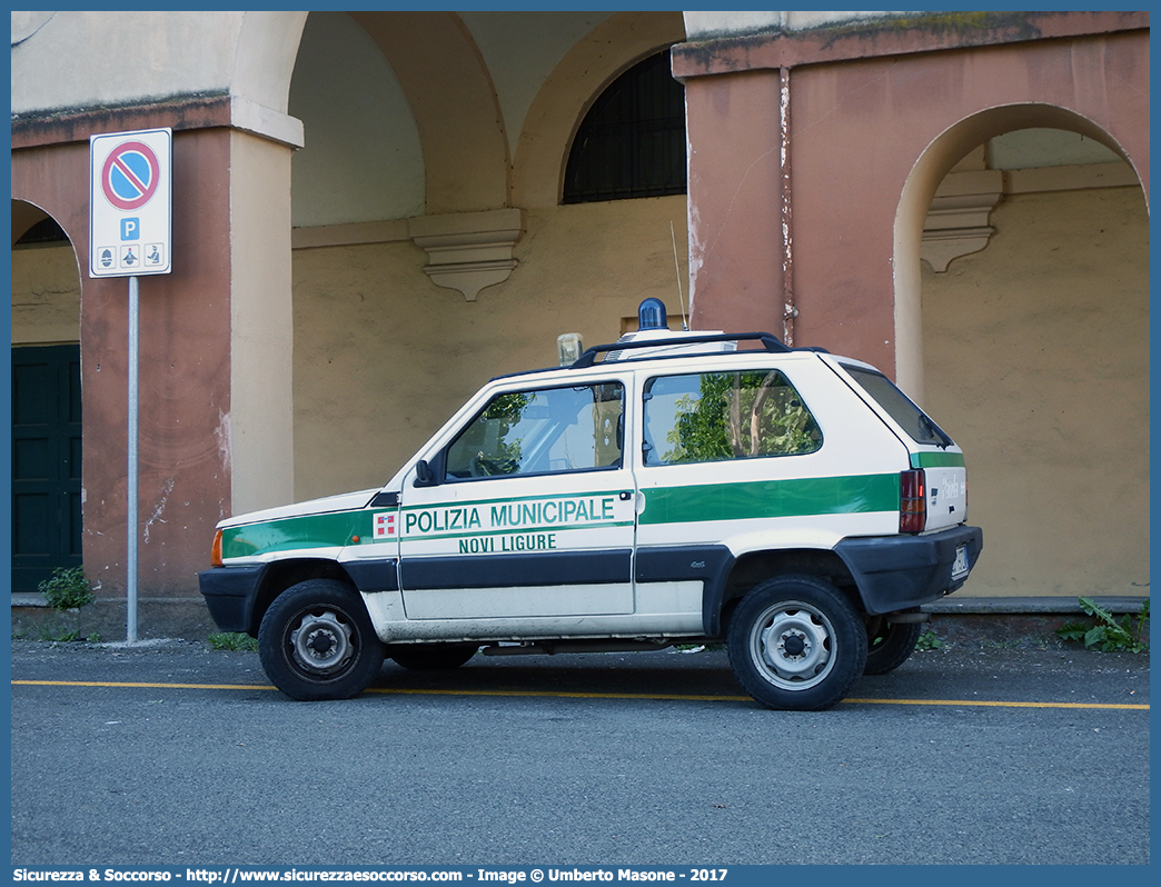 -
Polizia Municipale
Comune di Novi Ligure
Fiat Panda 4x4 II serie
Parole chiave: PL;P.L.;PM;P.M.;Polizia;Locale;Municipale;Novi Ligure;Fiat;Panda;4x4;4 x 4