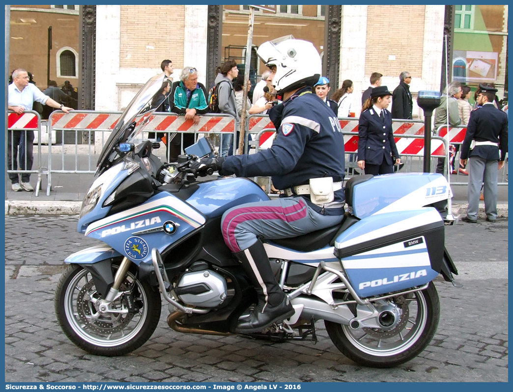 -
Polizia di Stato
Polizia Stradale
Bmw R1200RT III serie
Allestitore Carrozzeria Marazzi S.r.l.
Parole chiave: PS;P.S.;Polizia;di;Stato;Stradale;BMW;R1200;RT;R;1200;RT;R;RT;Marazzi