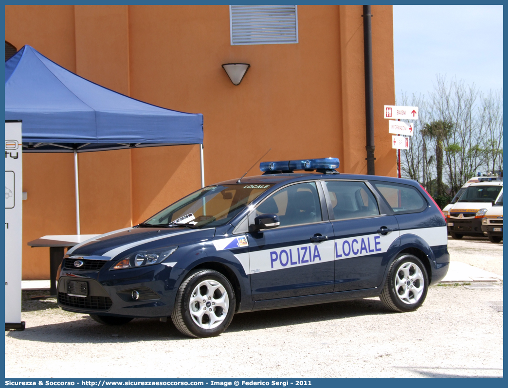 -
Polizia Locale
Comune di San Vendemiano
Ford Focus Style Wagon I serie
Allestitore DAL BO Mobility S.r.l.
Parole chiave: PL;P.L.;PM;P.M.;Polizia;Locale;Municipale;San;Vendemiano;Ford;Focus;Style;Wagon;Dal Bo