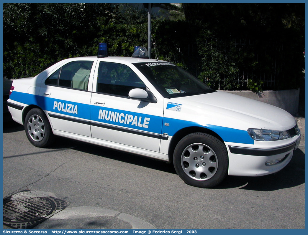 -
Polizia Municipale
Comune di Civitavecchia
Peugeot 406 I serie restyling
Parole chiave: PL;P.L.;PM;P.M.;Polizia;Locale;Municipale;Civitavecchia;Peugeot;406