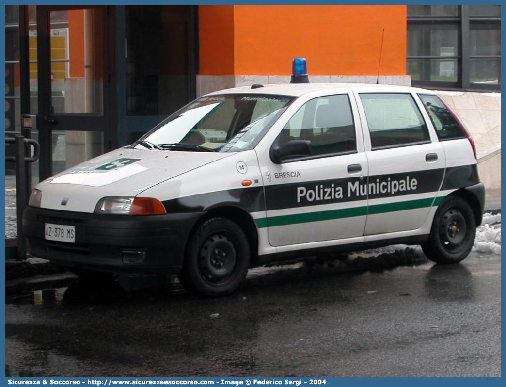 -
Polizia Municipale
Comune di Brescia
Fiat Punto I serie
Parole chiave: PL;P.L.;PM;P.M.;Polizia;Locale;Municipale;Brescia;Fiat;Punto