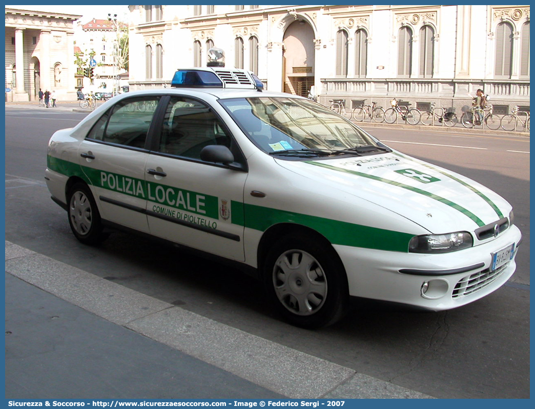 -
Polizia Locale
Comune di Pioltello
Fiat Marea
Parole chiave: PL;P.L.;PM;P.M.;Polizia;Locale;Municipale;Pioltello;Fiat;Marea