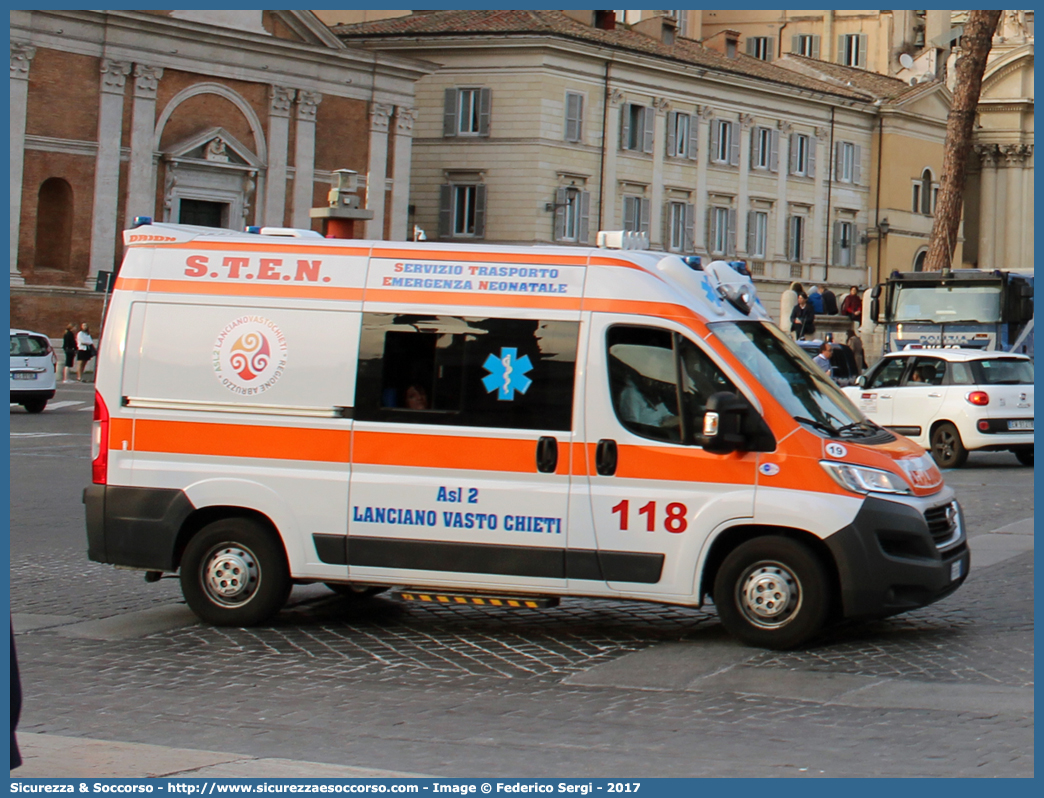 -
118 Lanciano Vasto Chieti
Fiat Ducato III serie restyling
Allestitore Orion S.r.l.
Parole chiave: 118;Lanciano;Vasto;Chieti;Abruzzo;Soccorso;Fiat;Ducato;X290;Ambulanza;Orion