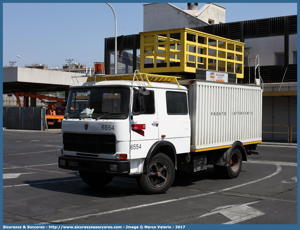 6554
ATAC S.p.A.
Pronto Intervento
Iveco 160
Parole chiave: ATAC;Soccorso;Tram;Bus;Autobus;Controllo;Linea;Aerea;Iveco;160