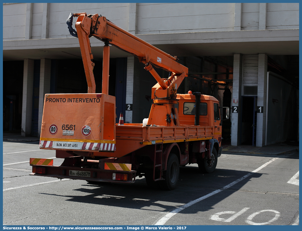 6561
ATAC S.p.A.
Pronto Intervento
Iveco 109-14
Allestitore Cella S.p.A.
Parole chiave: ATAC;Soccorso;Tram;Bus;Autobus;Controllo;Linea;Aerea;Iveco;109-14;Cella