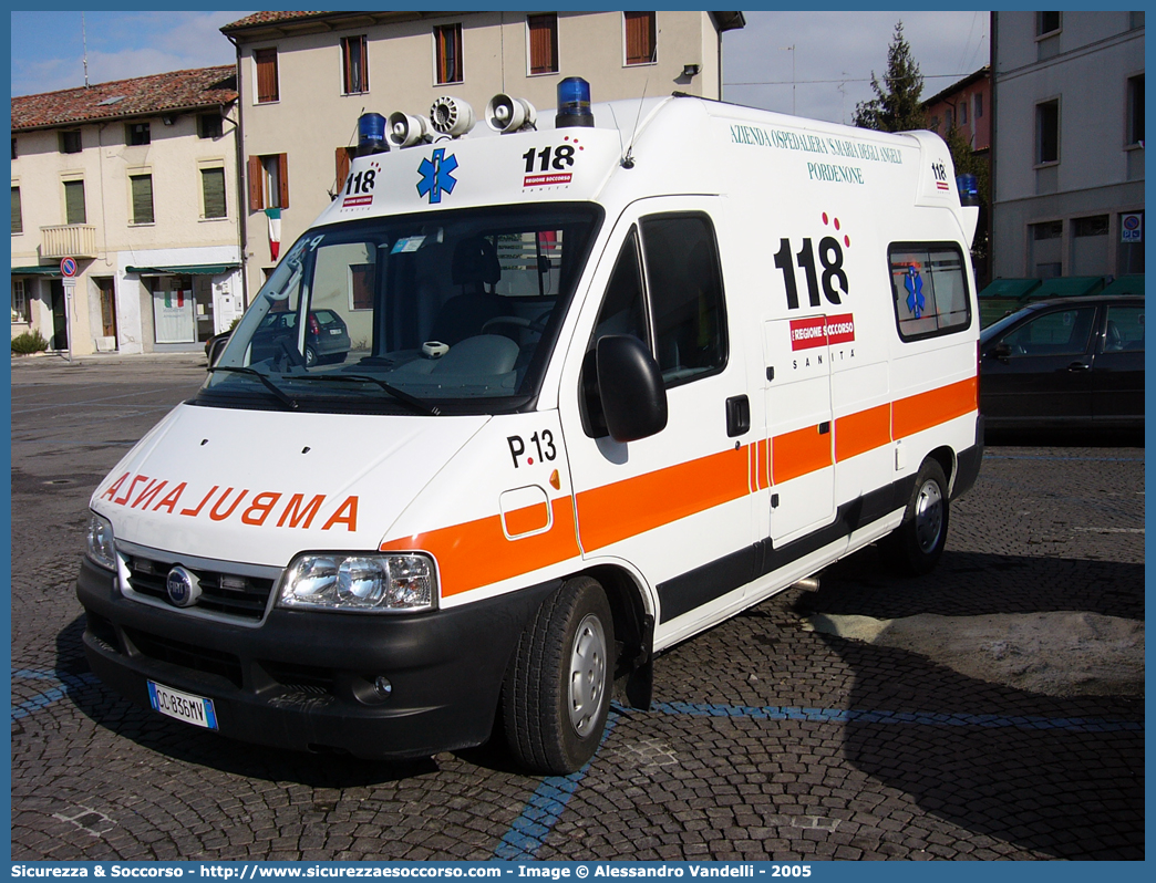 P13
118 Pordenone
Fiat Ducato II serie restyling
Allestitore Bollanti S.r.l.
Parole chiave: 118;Pordenone;Ambulanza;Fiat;Ducato;Bollanti