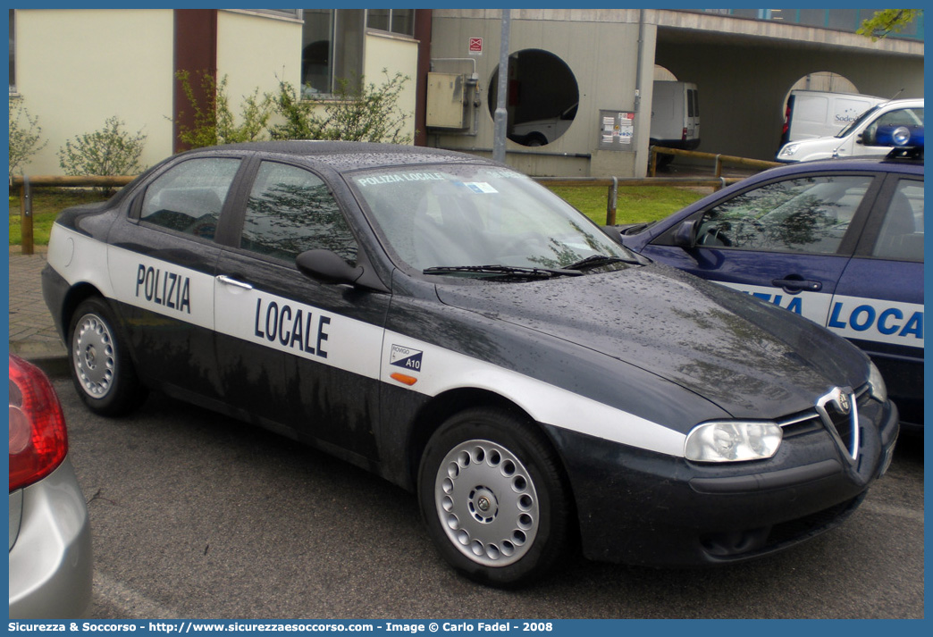 -
Polizia Locale
Comune di Rovigo
Alfa Romeo 156 I serie
(variante)
Parole chiave: PL;P.L.;PM;P.M.;Polizia;Locale;Municipale;Rovigo;Alfa;Romeo;156