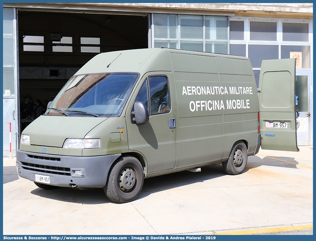 AM BM957
Aeronautica Militare Italiana
Fiat Ducato II serie
Parole chiave: AMI;A.M.I.;Aeronautica;Militare;Italiana;Fiat;Ducato