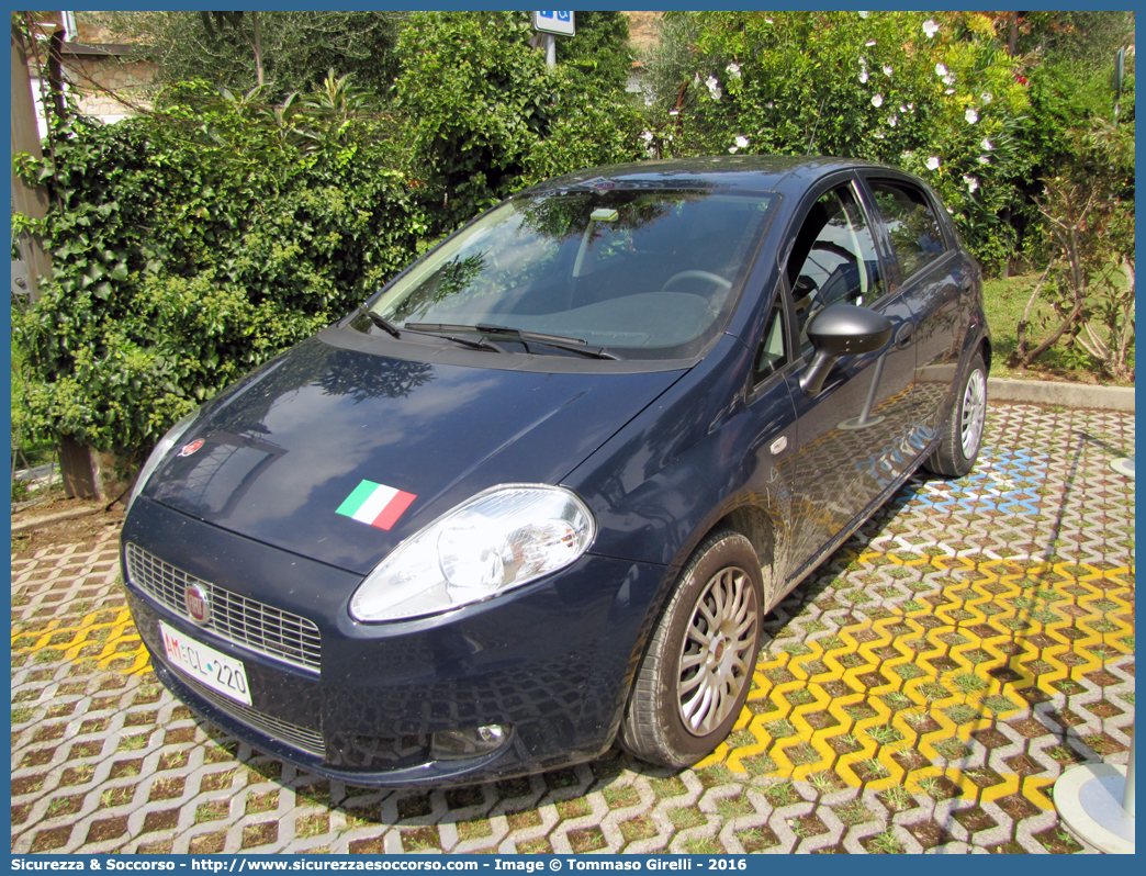 AM CL220
Aeronautica Militare Italiana
Fiat Grande Punto
Parole chiave: A.M.I.;AMI;Aeronautica;Militare;Italiana;Fiat;Grande;Punto