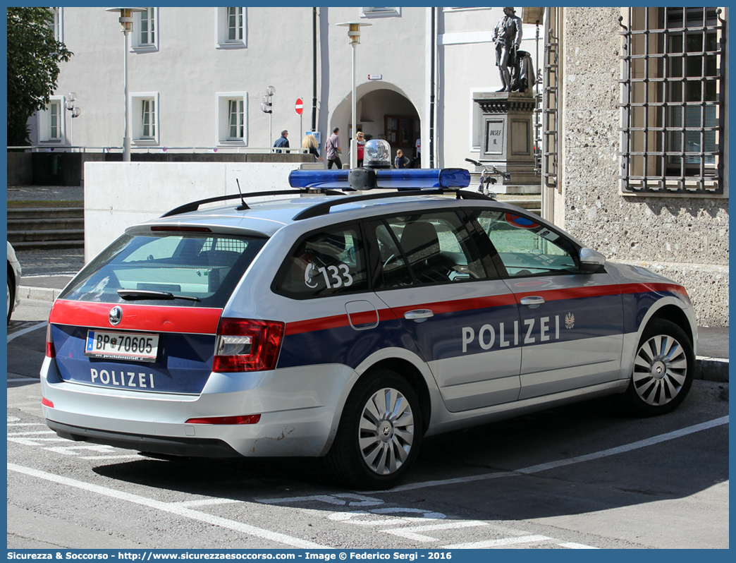 BP 70605
Republik Österreich
Polizei
Škoda Octavia Wagon III generation facelift
Parole chiave: Republik;Österreich;Polizei;Skoda;Octavia;Wagon