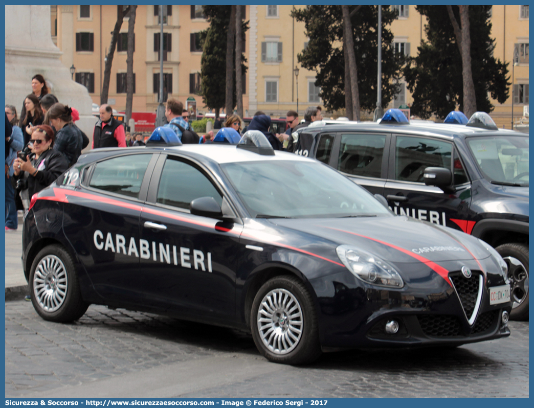 CC DK704
Arma dei Carabinieri
Alfa Romeo Nuova Giulietta
I serie II restyling
Allestitore Nuova Carrozzeria Torinese S.r.l.
Parole chiave: C.C.;CC;Arma;dei;Carabinieri;Alfa;Romeo;Giulietta;nct;Nuova;Carrozzeria;Torinese