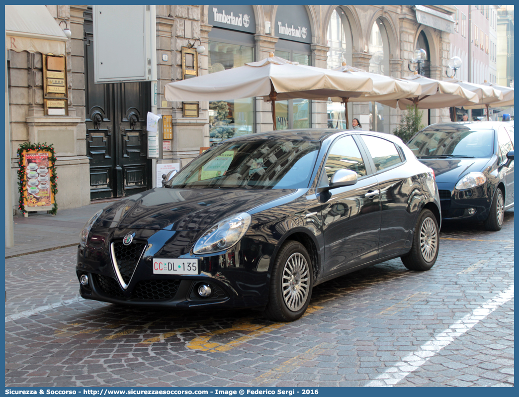 CC DL135
Arma dei Carabinieri
Alfa Romeo Nuova Giulietta
I serie II restyling
Parole chiave: CC;C.C.;Arma;dei;Carabinieri;Alfa;Romeo;Nuova;Giulietta