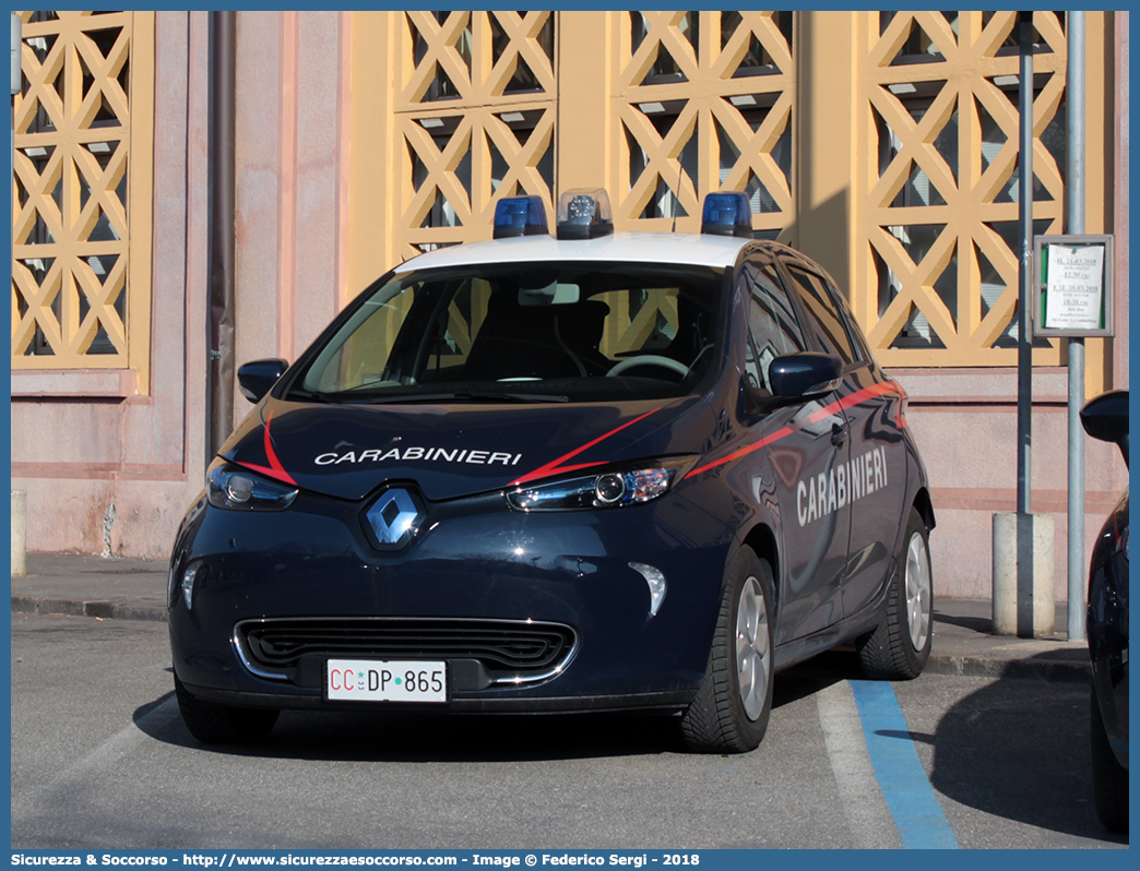 CC DP865
Arma dei Carabinieri
Renault Zoe
Allestitore Focaccia Group S.r.l.
Parole chiave: CC;C.C.;Arma;dei;Carabinieri;Focaccia;Renault;Zoe