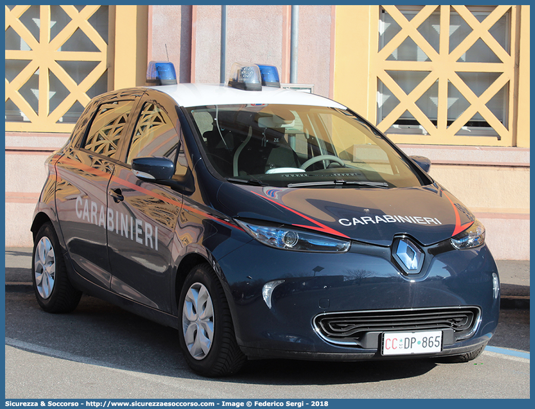 CC DP865
Arma dei Carabinieri
Renault Zoe
Allestitore Focaccia Group S.r.l.
Parole chiave: CC;C.C.;Arma;dei;Carabinieri;Focaccia;Renault;Zoe