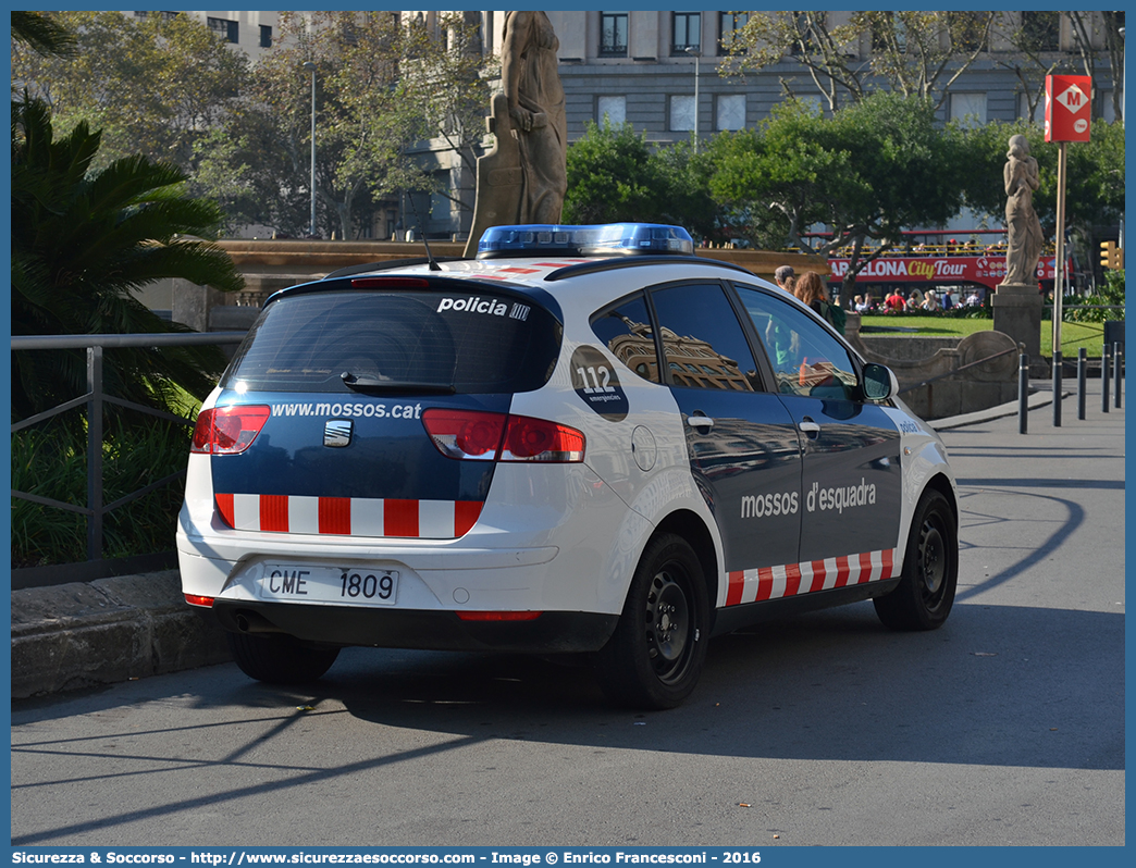 -
Reino de España
Mossos d'Esquadra
Unitat de Seguretat Ciutadana
Seat Leon II generation
Parole chiave: Regno di Spagna;Spagna;Espana;España;Reino de España;Mossos;Esquadra;Seat;Leon