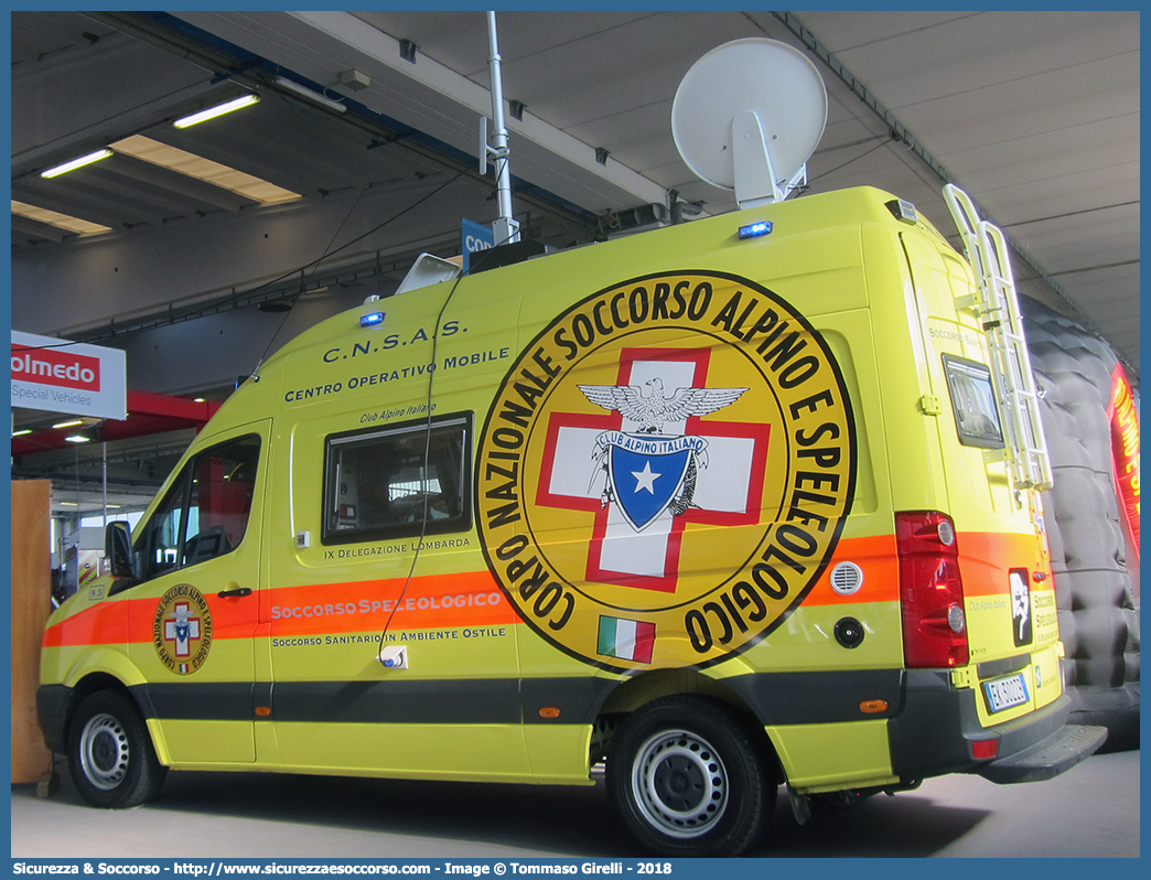 9.3
Corpo Nazionale
Soccorso Alpino e Speleologico
IX Delegazione Lombarda
Volkswagen Crafter I serie
Parole chiave: CNSAS;C.N.S.A.S.;Corpo;Nazionale;Soccorso;Alpino;Speleologico;Lombardia;SASL;S.A.S.L.;IX;Delegazione;Lombarda;Volkswagen;Crafter