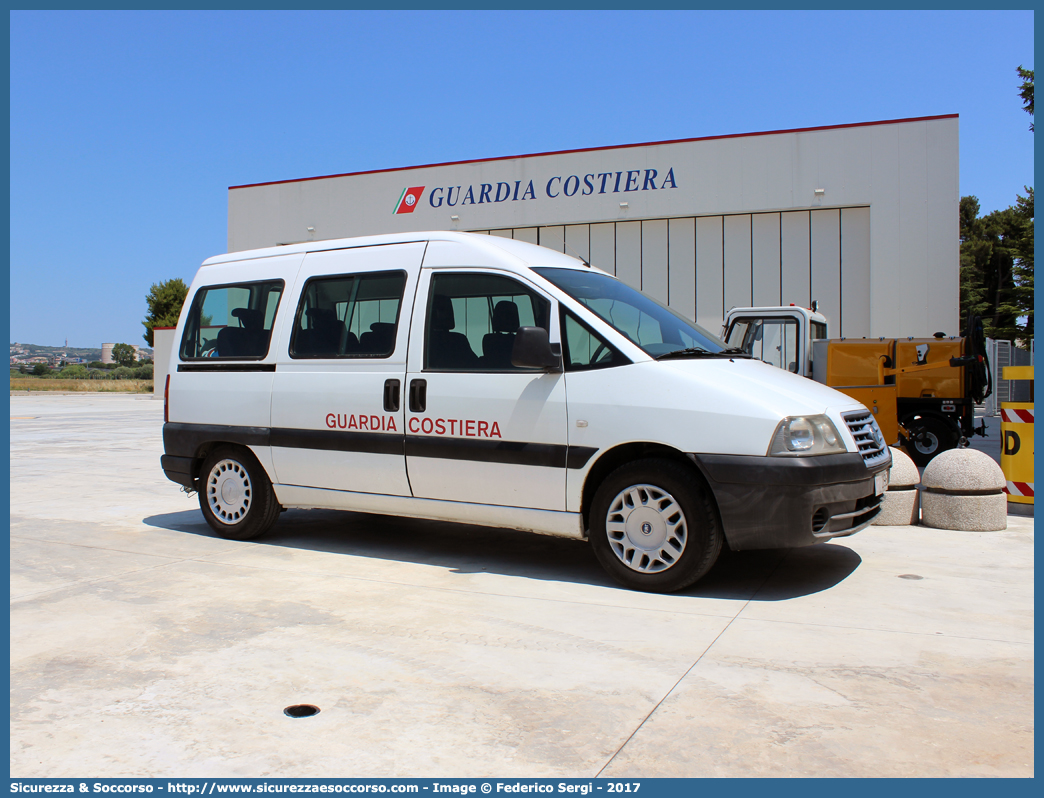 CP 2895
Corpo delle Capitanerie di Porto
Guardia Costiera 
Fiat Scudo III serie
Parole chiave: CP;C.P.;GC;G.C.;Guardia;Costiera;Capitaneria;Capitanerie;di;Porto;Fiat;Scudo