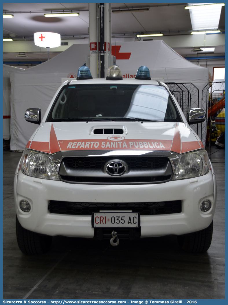 CRI 035AC
Croce Rossa Italiana
Reparto Sanità Pubblica
Toyota Hilux VII serie I restyling
Trasporto Farmaci
Allestitore Odone S.r.l.
Parole chiave: CRI;C.R.I.;Croce;Rossa;Italiana;Reparto;Sanità;Pubblica;Toyota;Hilux;Trasporto;Farmaci;Odone