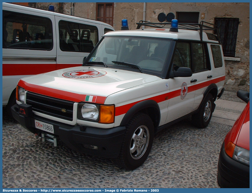 CRI 15866
Croce Rossa Italiana
Servizio Emergenze
Land Rover Discovery II serie
Parole chiave: CRI;C.R.I.;Croce;Rossa;Italiana;Land;Rover;Discovery;Servizio;Emergenze