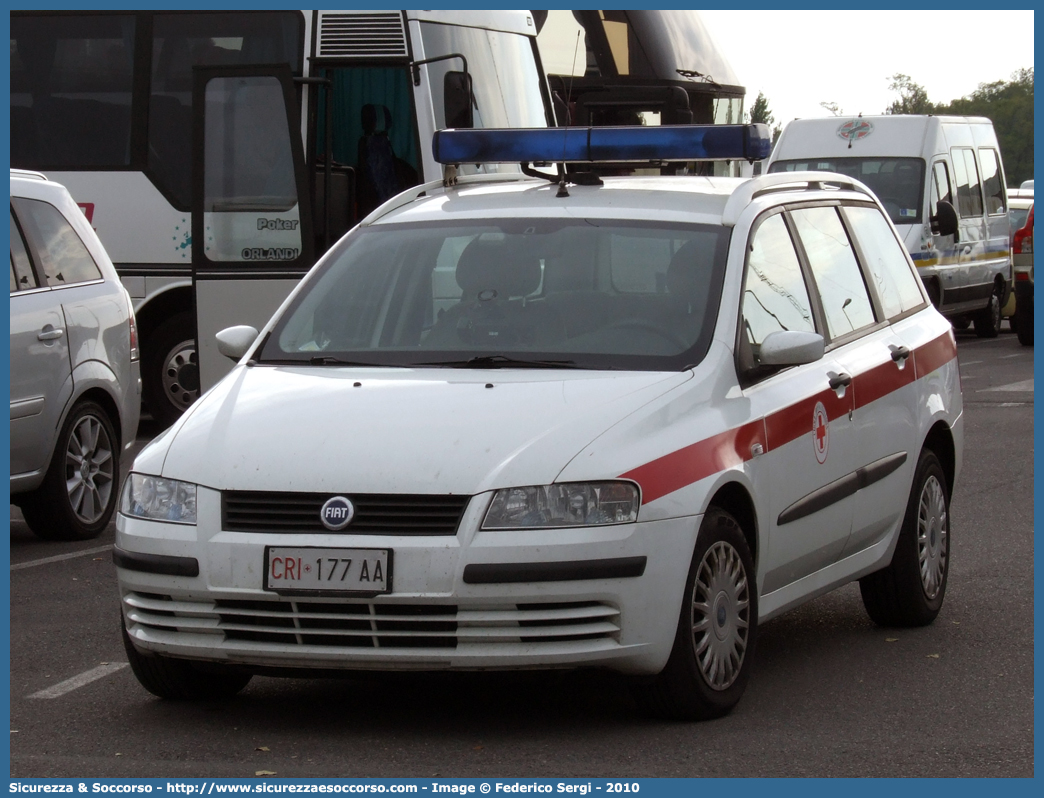 CRI 177AA
Croce Rossa Italiana
Fiat Stilo Multiwagon I serie
Parole chiave: C.R.I.;CRI;Croce;Rossa;Italiana;Fiat;Stilo;Multiwagon