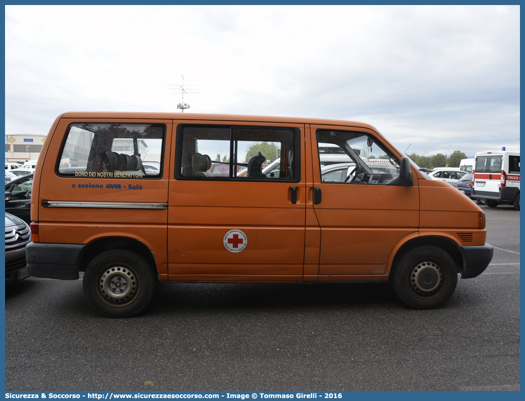 CRI 773AB
Croce Rossa Italiana
Salò (BS)
Volkswagen Transporter T4
Parole chiave: CRI;C.R.I.;Croce;Rossa;Italiana;Salò;Volkswagen;Transporter;T4