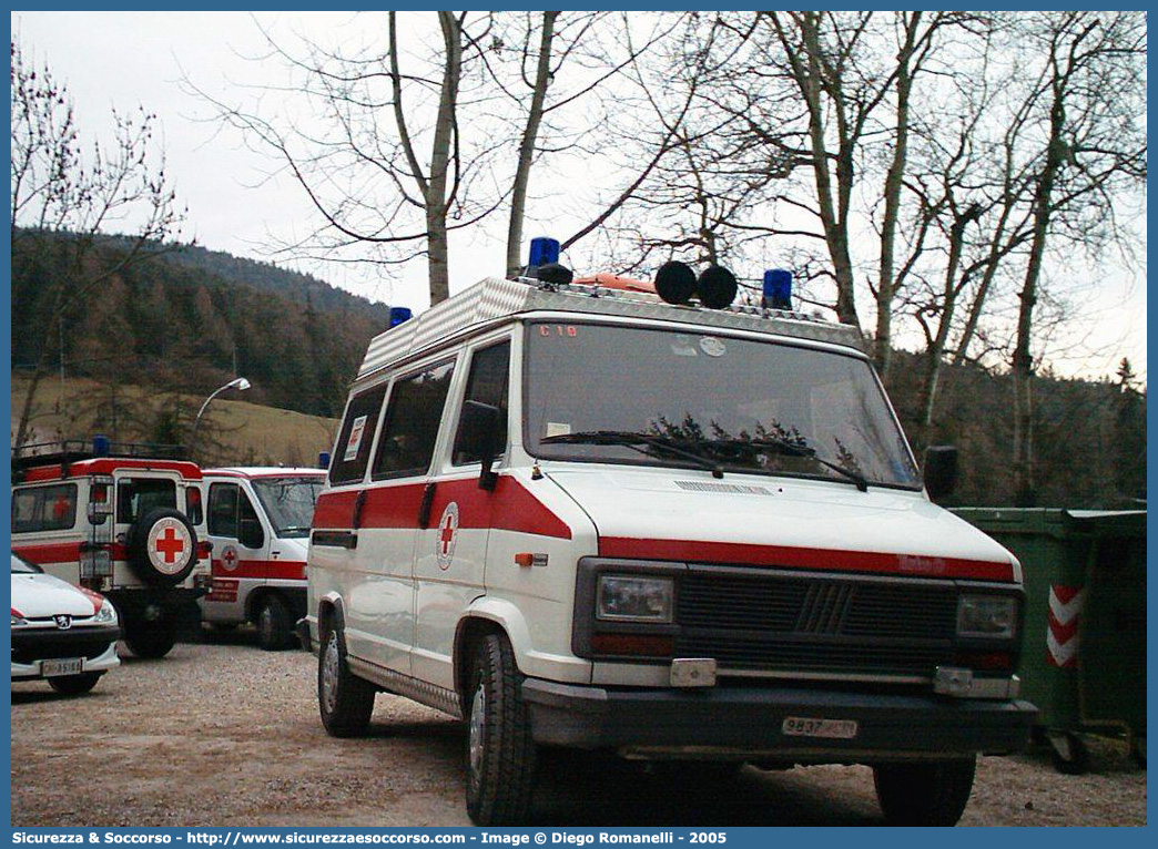 CRI 9837
Croce Rossa Italiana
Fiat Ducato I serie
Parole chiave: CRI;C.R.I.;Croce;Rossa;Italiana;SMTS;Soccorso;Mezzi;Tecniche;Speciali;Fiat;Ducato