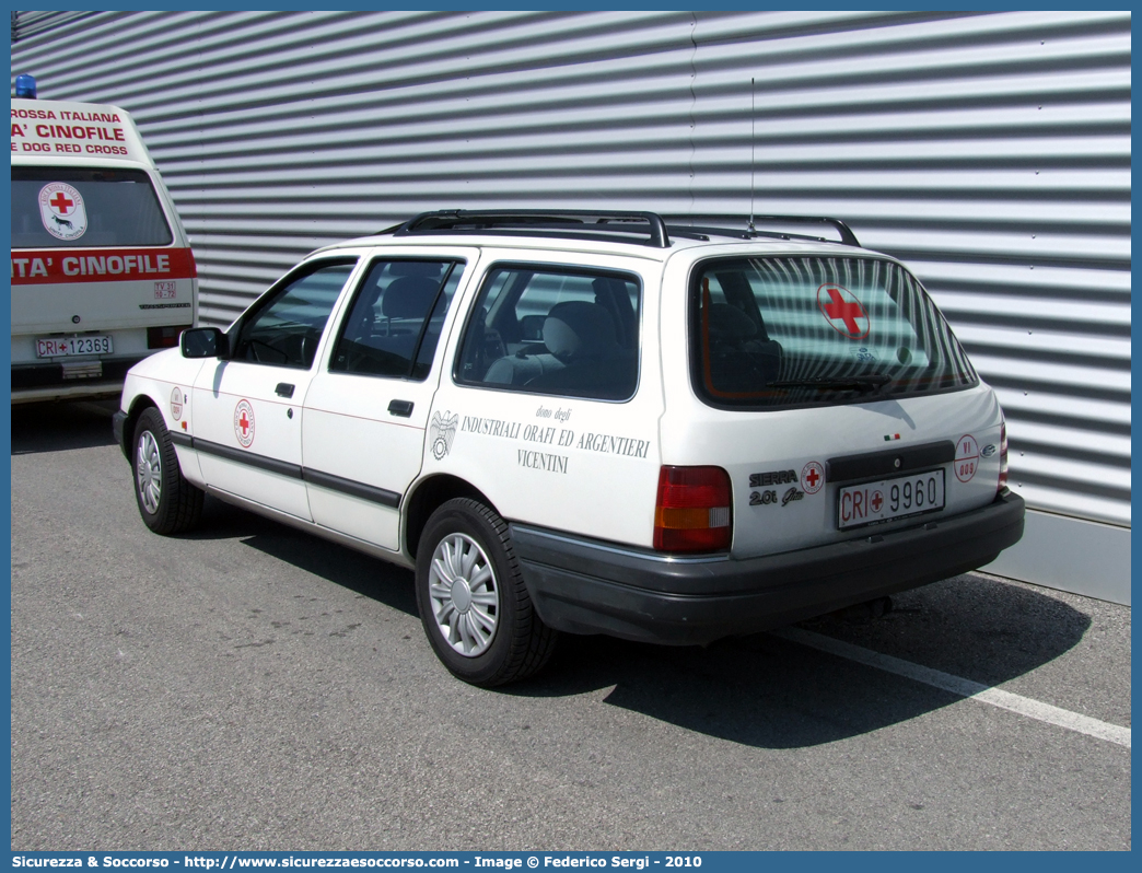 CRI 9960
Croce Rossa Italiana
Vicenza
Ford Sierra Estate
Parole chiave: CRI;C.R.I.;Croce;Rossa;Italiana;Vicenza;Ford;Sierra;Estate