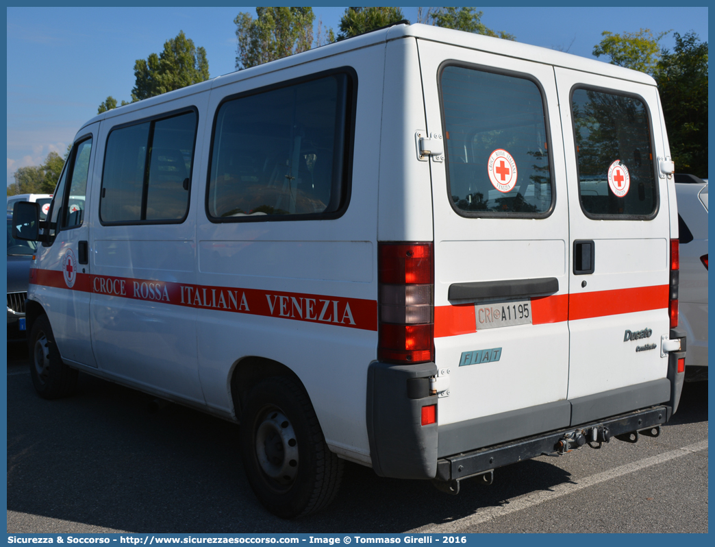 CRI A1195
Croce Rossa Italiana
Venezia
Fiat Ducato II serie
Parole chiave: CRI;C.R.I.;Croce;Rossa;Italiana;Fiat;Ducato;Venezia