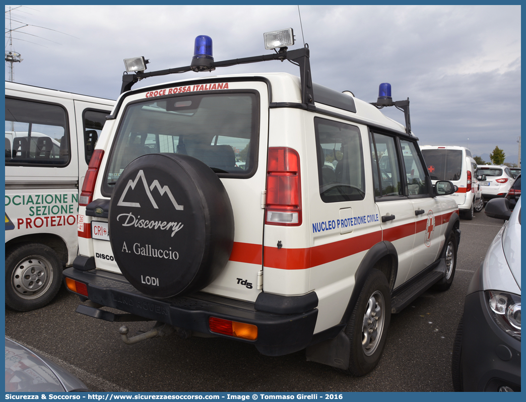 CRI A3078
Croce Rossa Italiana
Codogno (LO)
Land Rover Discovery II serie
(variante)
Parole chiave: CRI;C.R.I.;Croce;Rossa;Italiana;Codogno;Land;Rover;Discovery