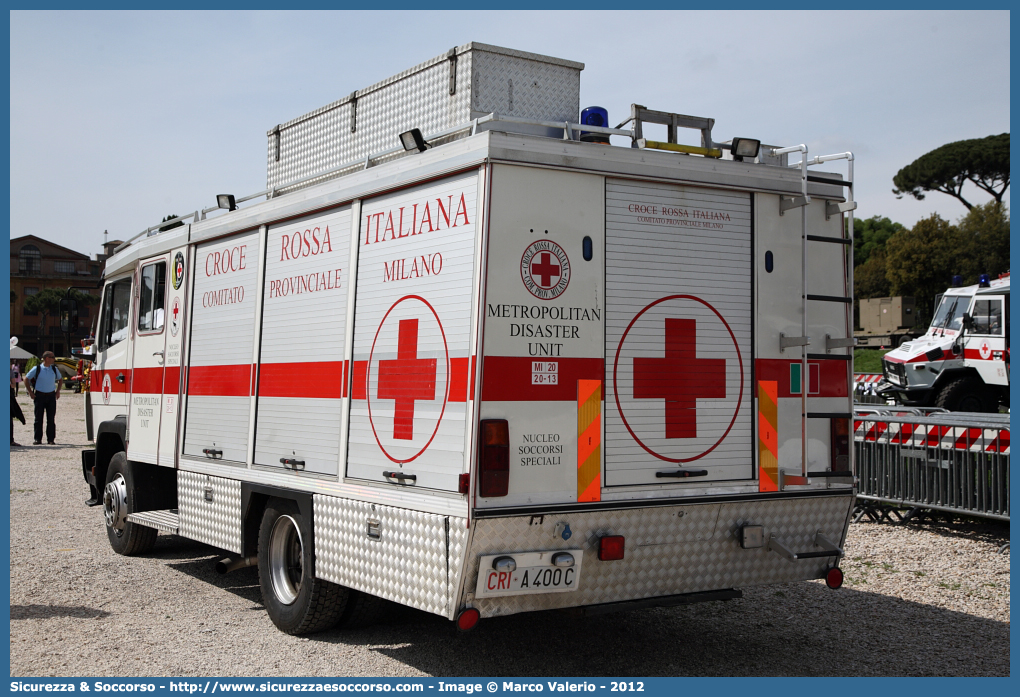 CRI A400C
Croce Rossa Italiana
Milano
Mercedes Benz LK 1124F
Metropolitan Disaster Unit
Parole chiave: CRI;C.R.I.;Croce;Rossa;Italiana;Metropolitan;Disaster;Unit;SMTS;Soccorso;Mezzi;Tecniche;Speciali;Mercedes;Benz;LK;1124F