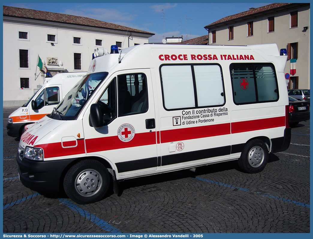 CRI A440B
Croce Rossa Italiana
Pordenone
Fiat Ducato II serie restyling
Parole chiave: CRI;C.R.I.;Croce;Rossa;Italiana;Fiat;Ducato;Pordenone