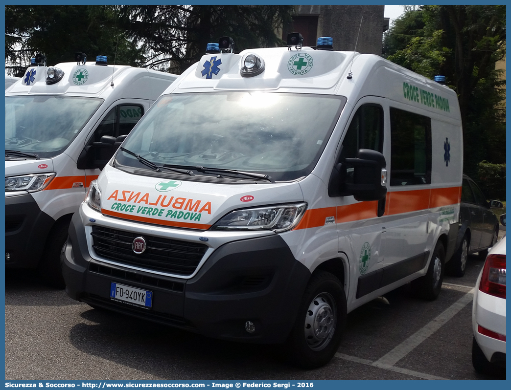 207
Pia Opera Croce Verde Padova
Fiat Ducato III serie restyling
Allestitore Alea Italia S.r.l. e 
NewCoCar S.r.l.
Parole chiave: Pia;Opera;Croce;Verde;Padova;Ambulanza;Fiat;Ducato;X290;Alea;NewCoCar