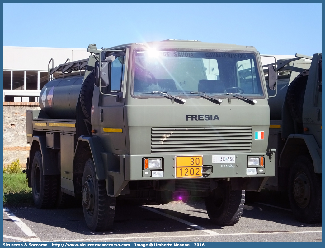 EI AG850
Esercito Italiano
Fresia F120C
Parole chiave: EI;E.I.;Esercito;Italiano;Fresia;F120C