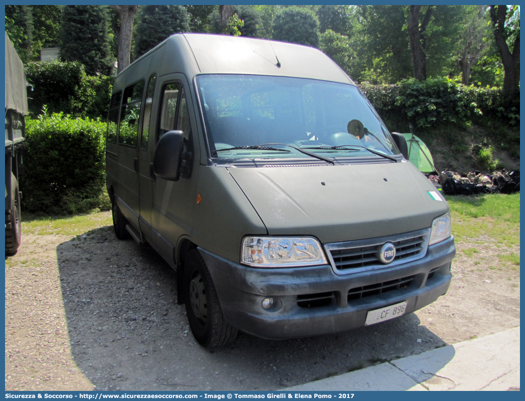 EI CF896
Esercito Italiano
Fiat Ducato II serie restyling
Parole chiave: EI;E.I.;Esercito;Italiano;Fiat;Ducato