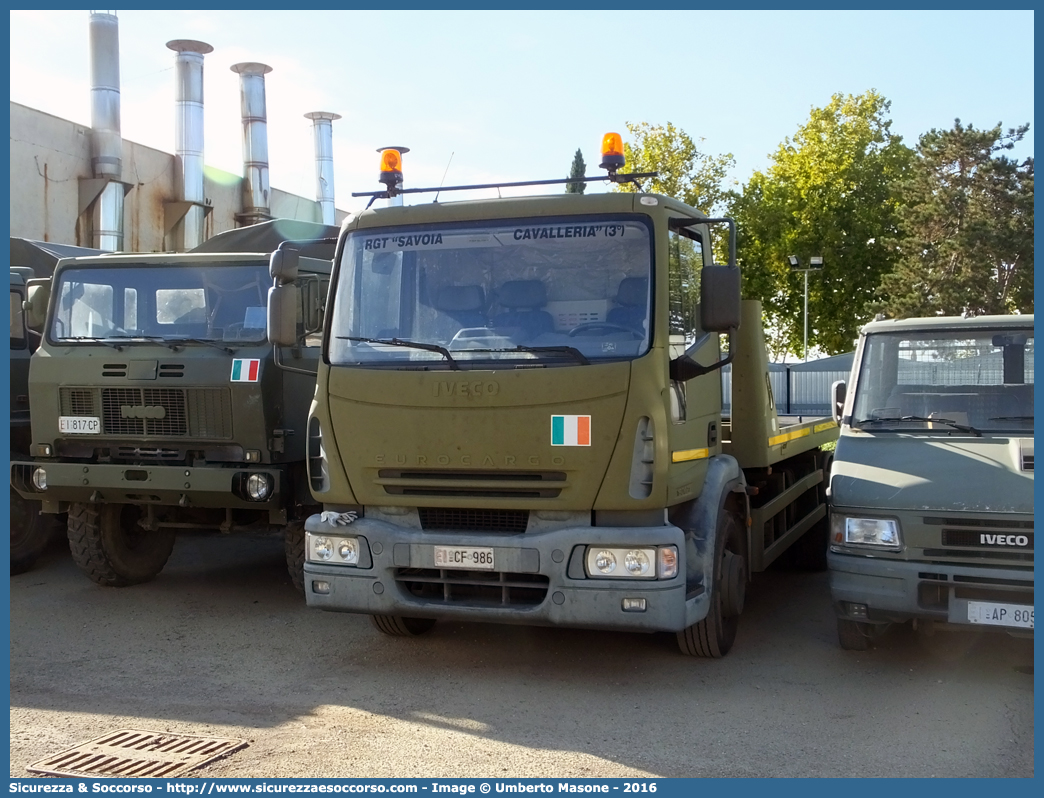 EI CF986
Esercito Italiano
Iveco EuroCargo 150E21 II serie
Allestitore TCM S.r.l.
Parole chiave: EI;E.I.;Esercito;Italiano;Mezzi;da;Cantiere;Trasporto;Materiali;Supporto;Logistico;Iveco;EuroCargo;150E21;TCM;T.C.M.